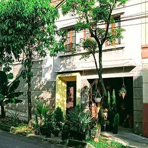 Pensión Casa Luna -estratégica Ubicación-, Medellín