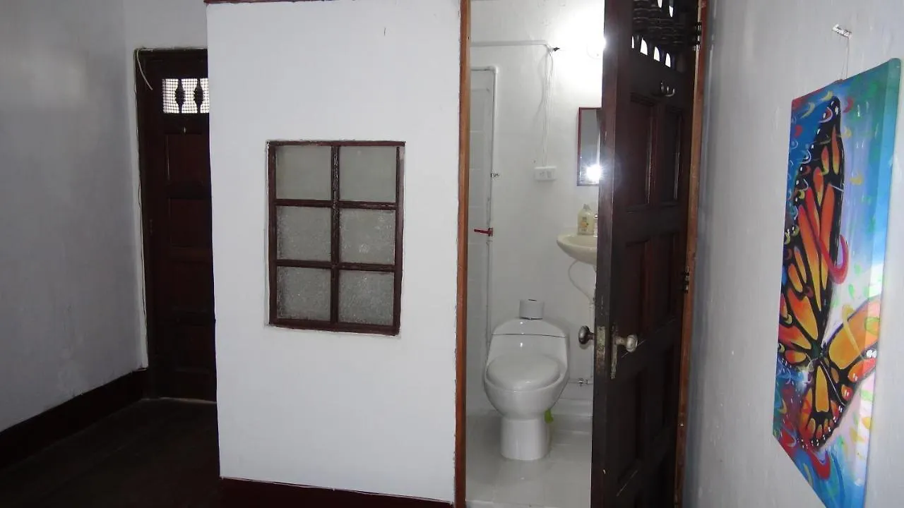 Hostal Prado Colonial Medellín 0*,  Colombia